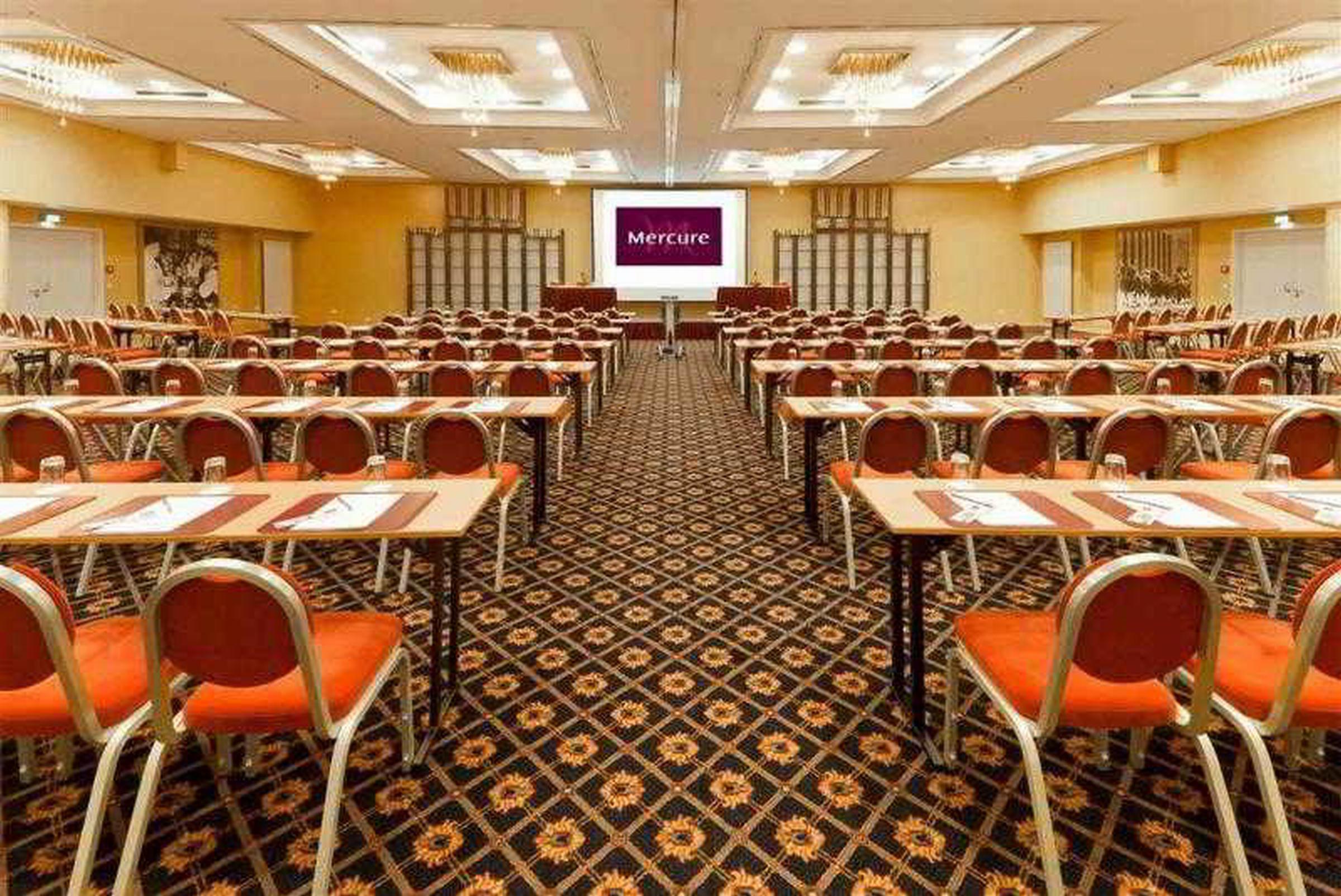 Mercure Hotel Berlin Tempelhof Екстер'єр фото