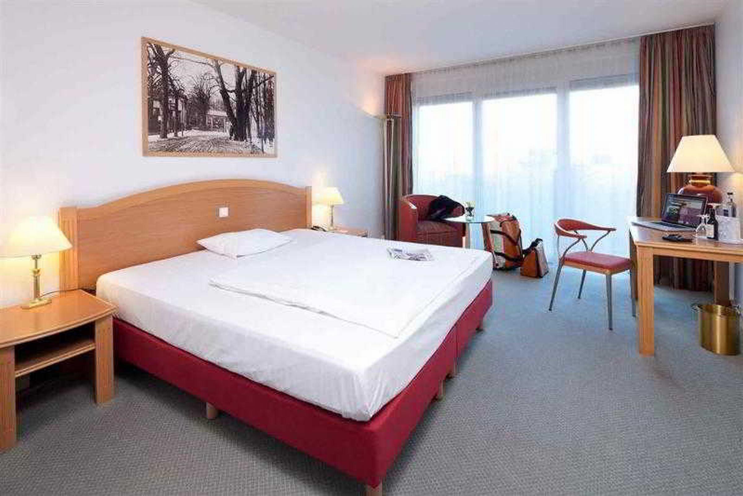 Mercure Hotel Berlin Tempelhof Екстер'єр фото