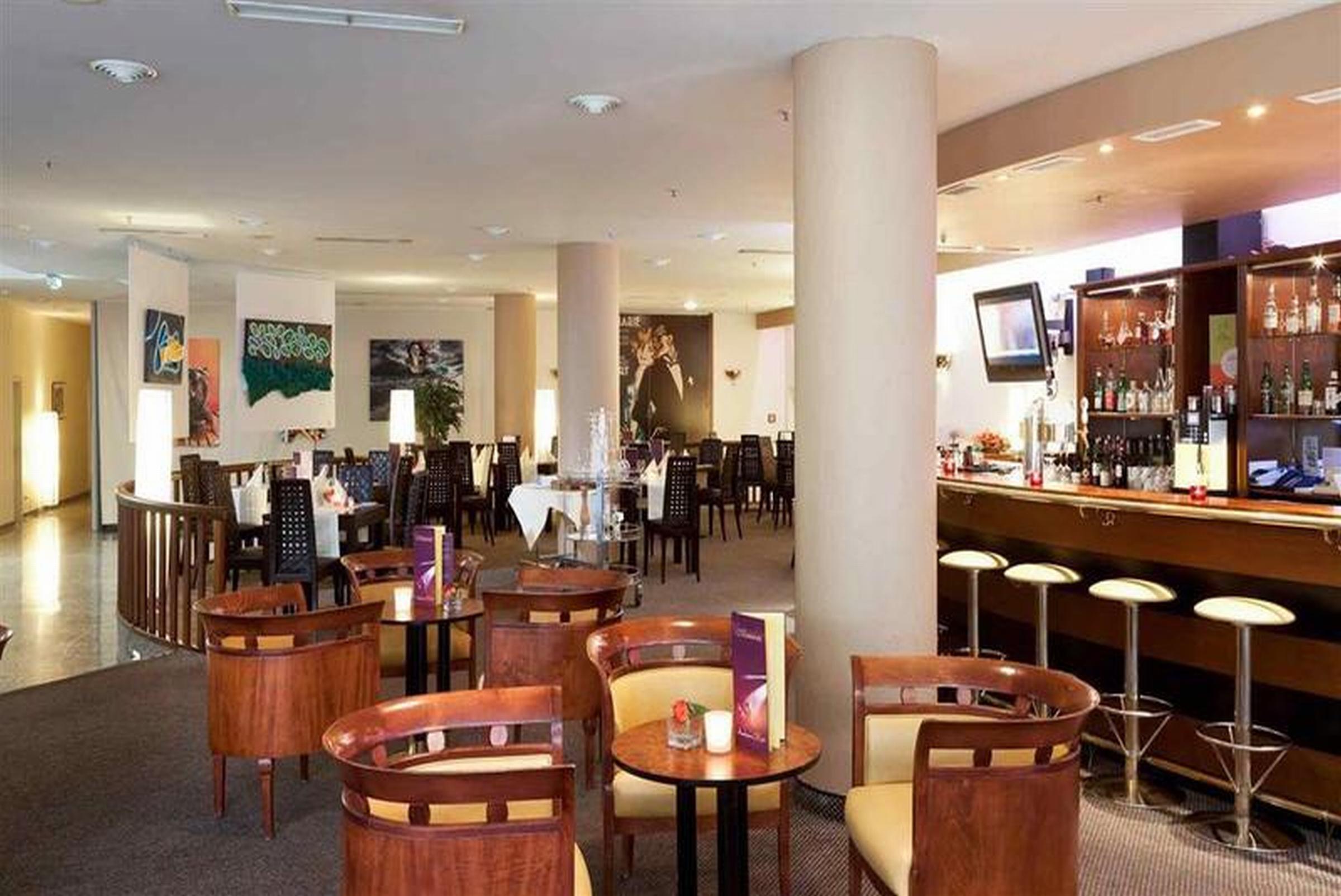 Mercure Hotel Berlin Tempelhof Ресторан фото