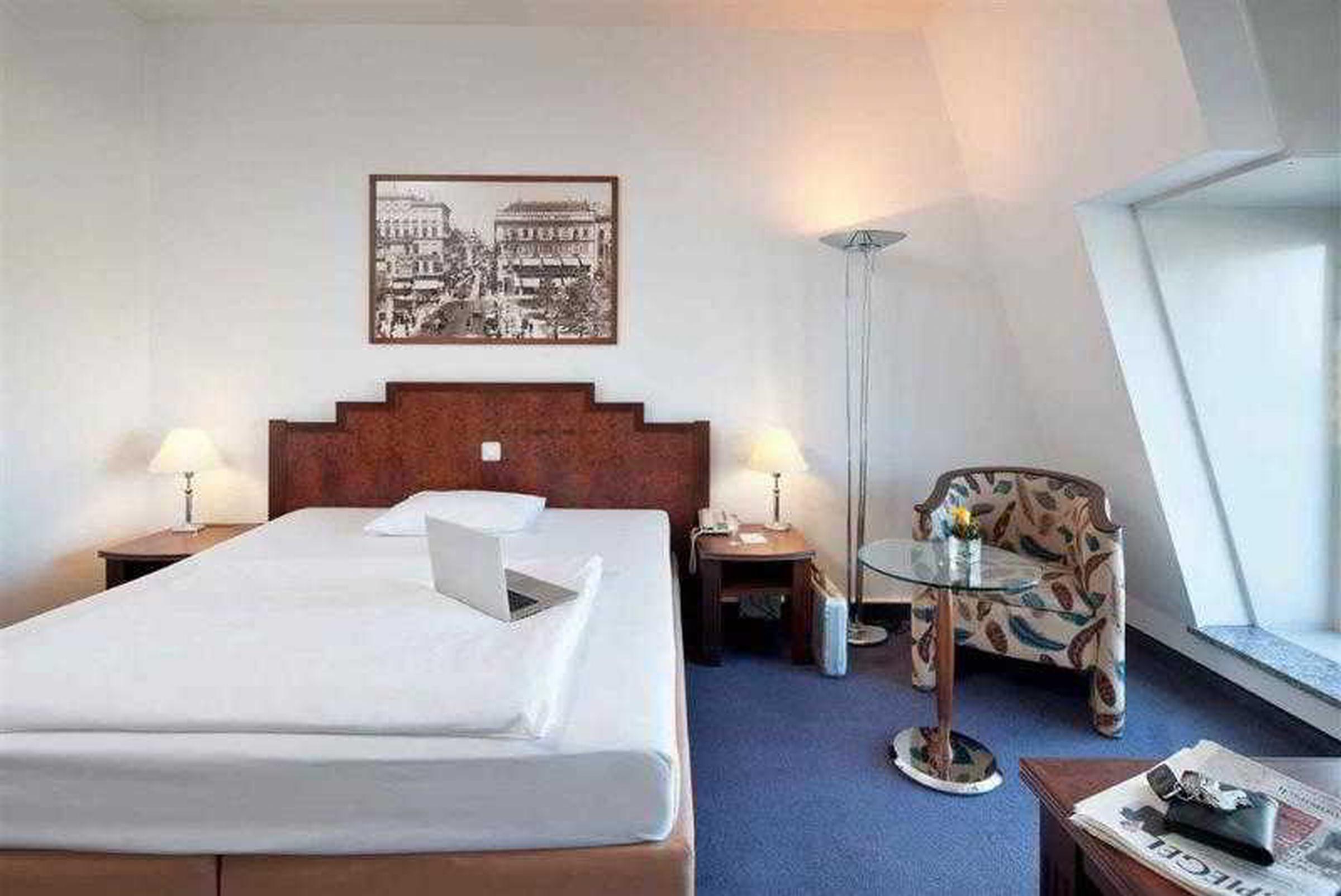 Mercure Hotel Berlin Tempelhof Екстер'єр фото