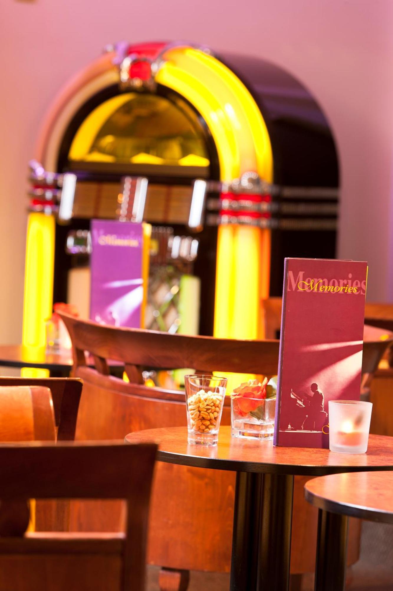 Mercure Hotel Berlin Tempelhof Екстер'єр фото
