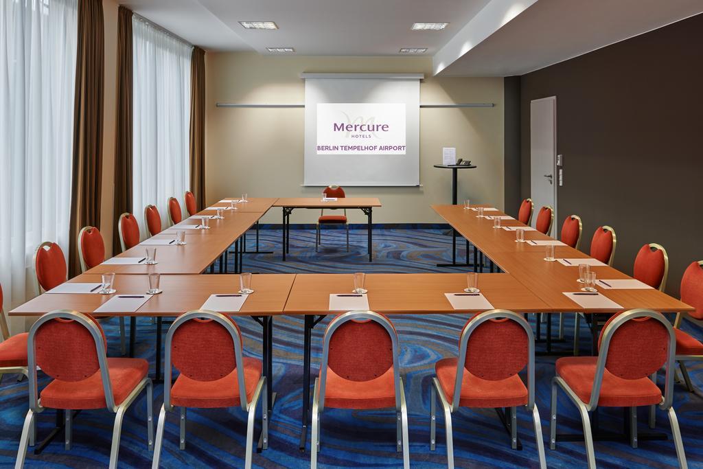 Mercure Hotel Berlin Tempelhof Екстер'єр фото